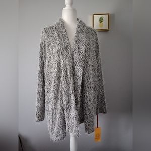 Sweater Women Ruby Rd  Fuzzy size  large color vanmult brand New Strech confort